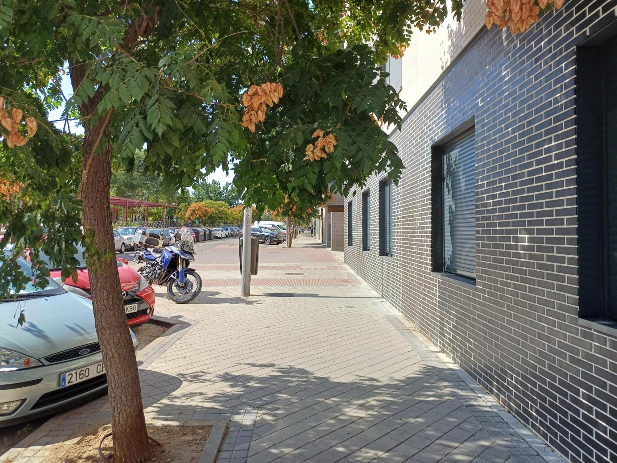 Estudios Nuevos Madrid Centro Esterno foto
